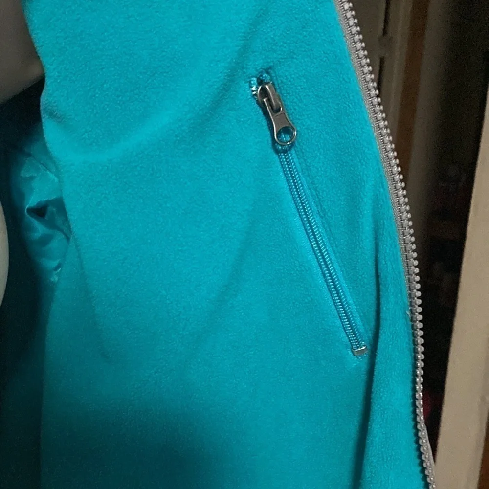 Magellan outdoor jacket grey with teal fleece lining size M